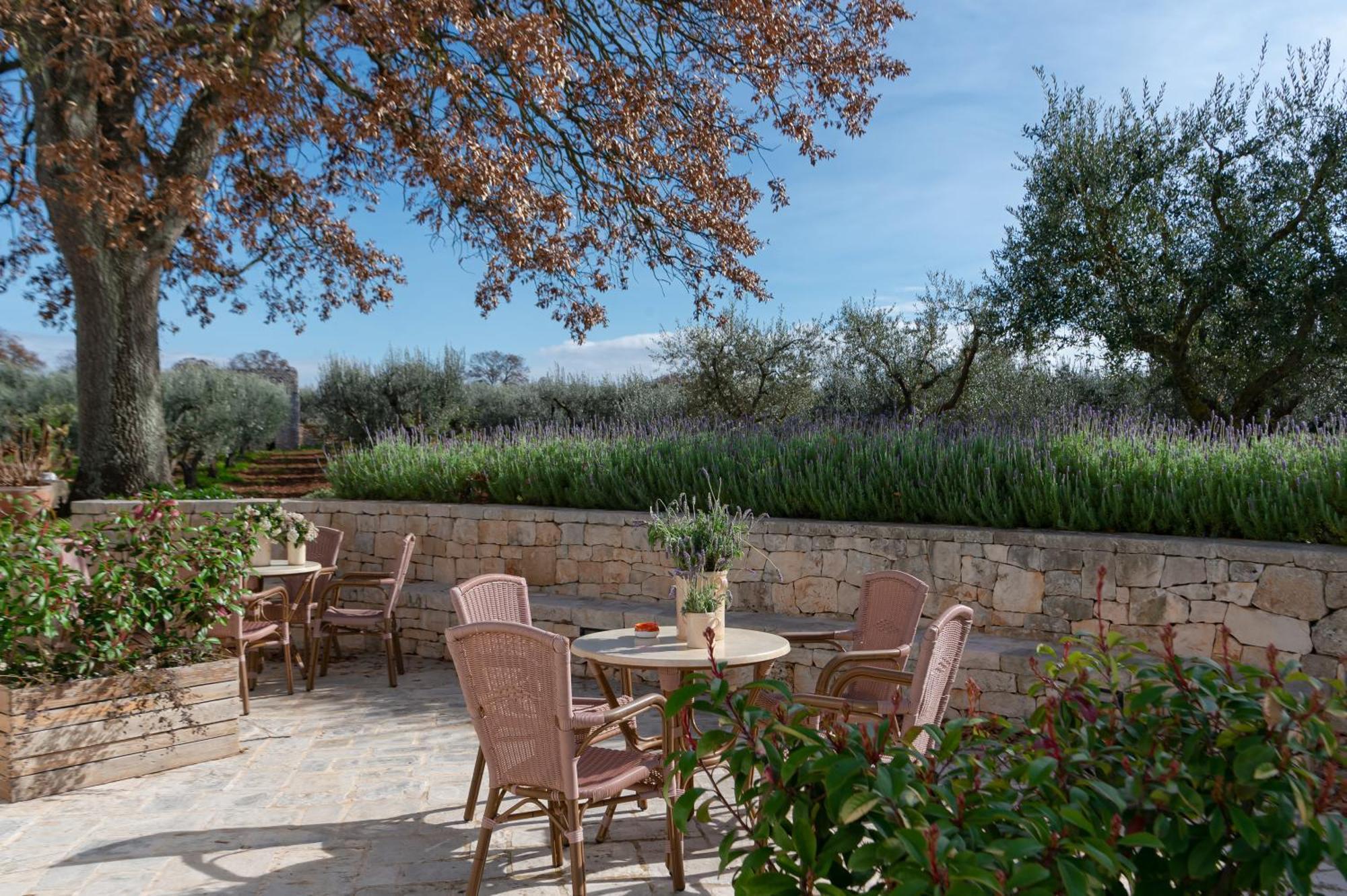 Agriturismo Masseria Aprile Локоротондо Экстерьер фото