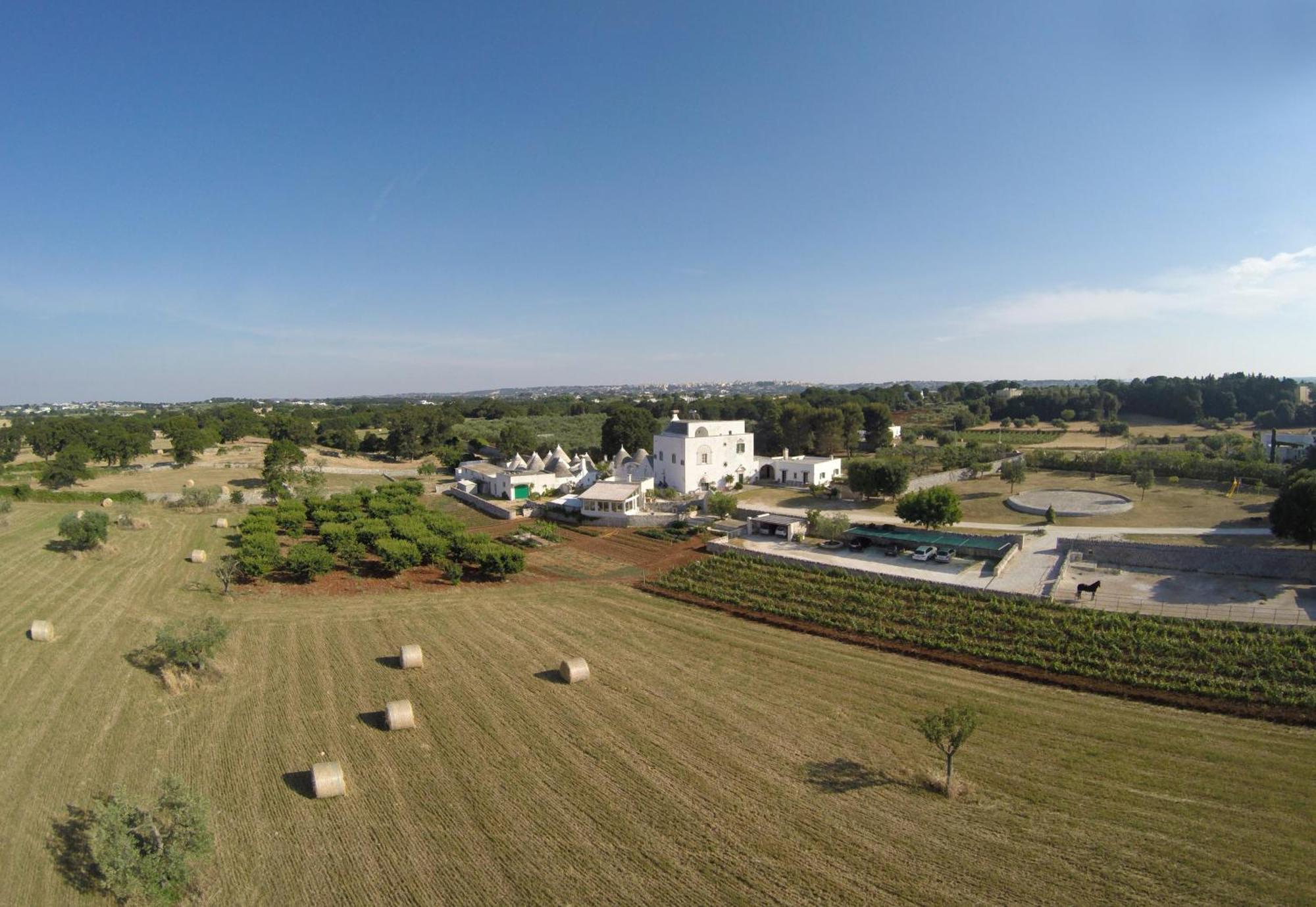 Agriturismo Masseria Aprile Локоротондо Экстерьер фото